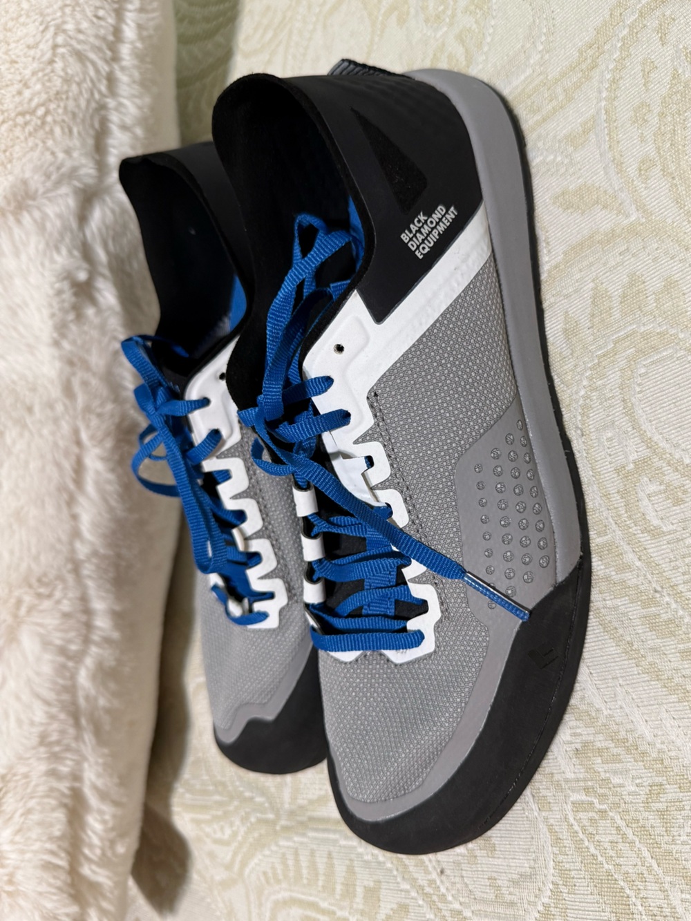 Black Diamond Women's Gray and Blue Climbing Shoes
